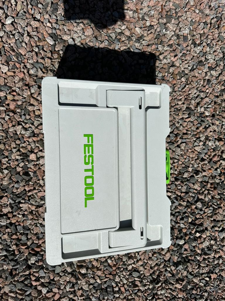 Nieuwe Festool handpalmschuurmachine  RTS 400 R, Ophalen of Verzenden, Nieuw, Minder dan 600 watt, Vlakschuurmachine