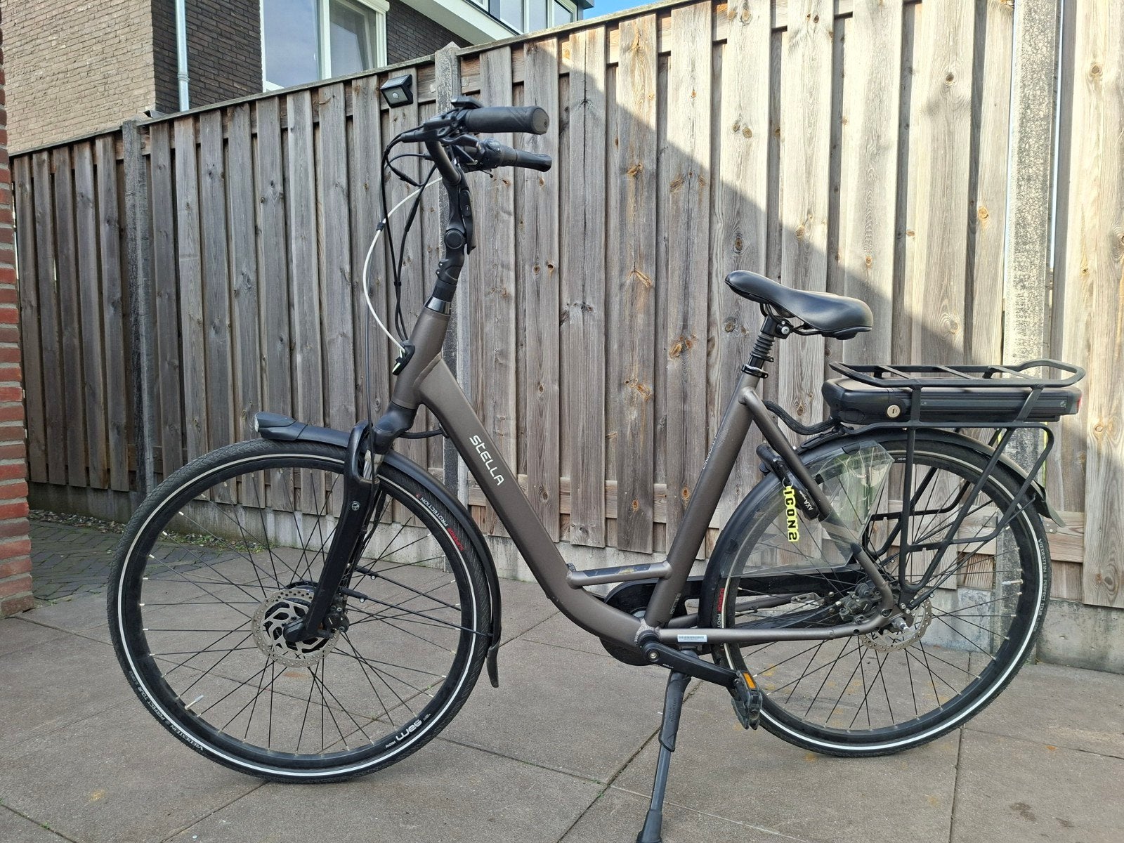 Stella livorno e-bike bouwjaar 2023 57cm 1800KM, Ophalen, Gebruikt, Overige merken