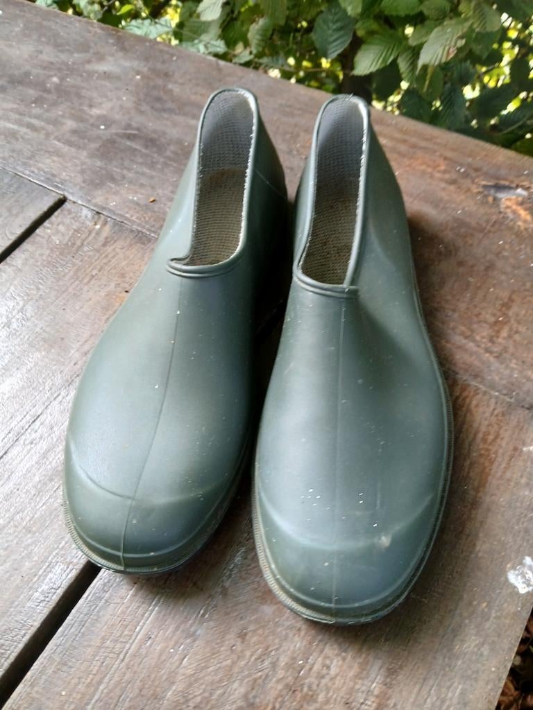 Tuinklompen/laarsschoenen in maat 42., Ophalen, Zo goed als nieuw, Laarzen