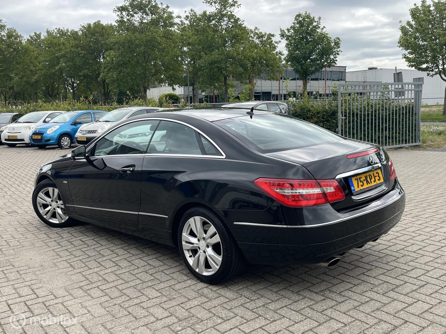 Mercedes E-klasse Coupé 250 CGI Avantgarde AUT 183.223 km,N, Auto's, Mercedes-Benz, Euro 5, Achterwielaandrijving, 4 cilinders