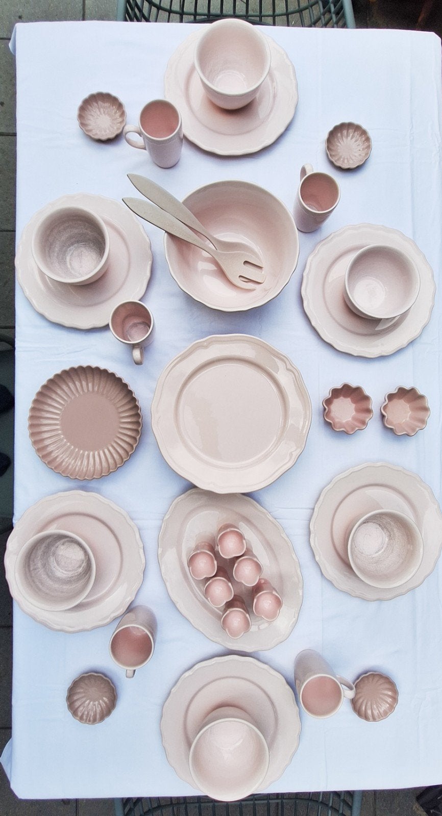 Roze servies: Xenos, Ikea, H&M en Hema - deels nieuw, Huis en Inrichting, Keuken | Servies, Ophalen of Verzenden, Zo goed als nieuw