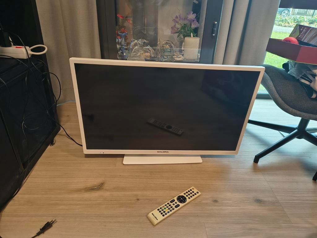 Salora 32 inch tv met inbouw dvd speler, Ophalen, 50 Hz, Overige merken
