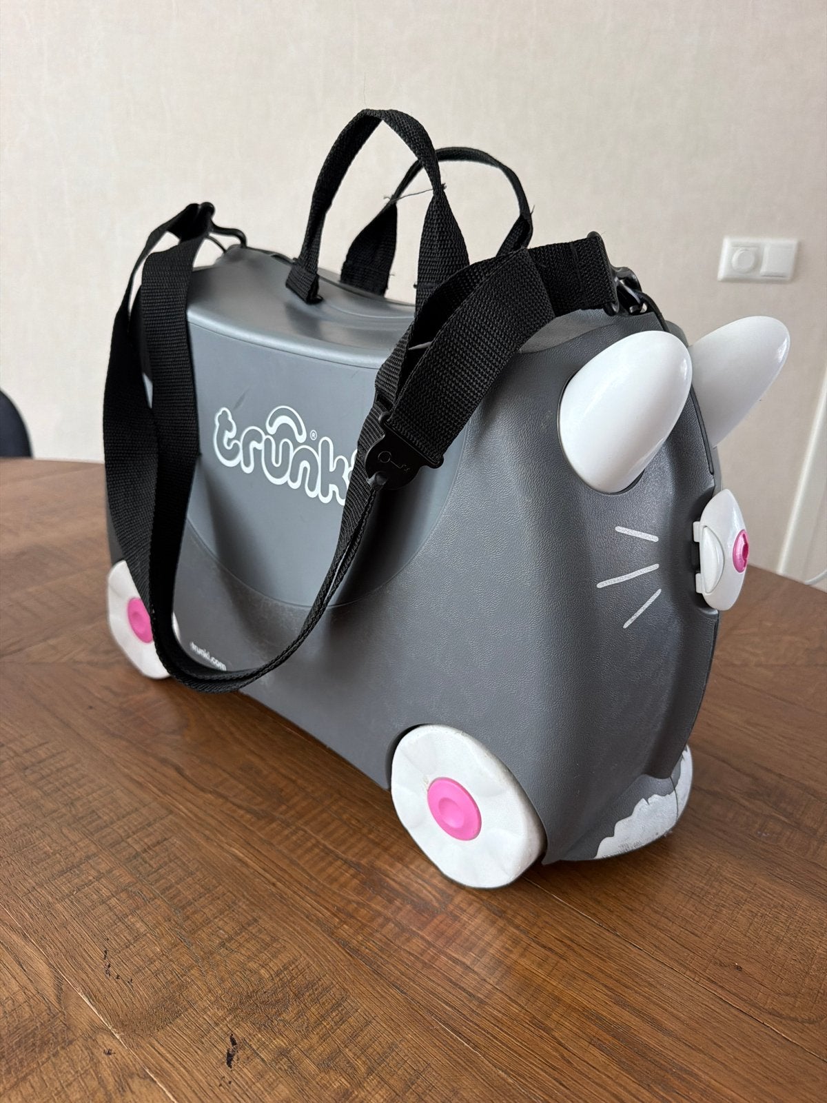 Trunki Kinderkoffer Kat - Handige Reisgenoot, Ophalen, Gebruikt