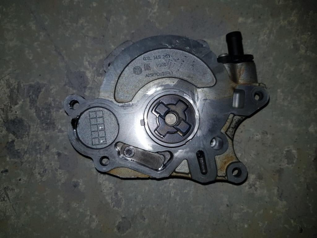 Vacuumpomp Skoda Octavia 2.0 TDI 2011, Ophalen of Verzenden