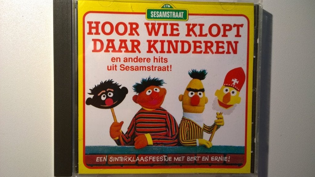 Sesamstraat - Hoor Wie Klopt Daar Kinderen, Ophalen of Verzenden, Zo goed als nieuw, Sinterklaas