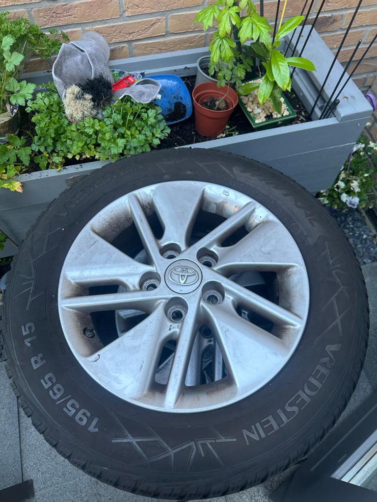 Vredestein Wintrac 195/65 R15 winterband op velg, Auto-onderdelen, Banden en Velgen, Gebruikt, 15 inch, Banden en Velgen, Personenwagen