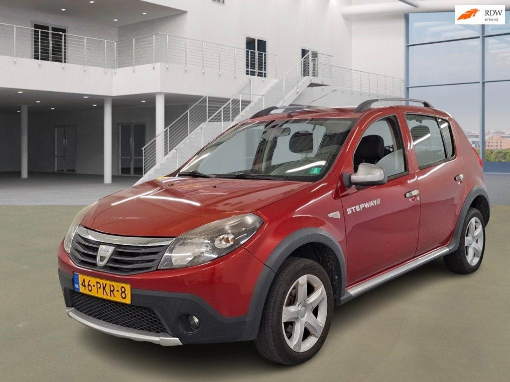 Dacia Sandero 1.6 Stepway AIRCO TREKHAAK 2 X SLEUTELS, Auto's, Voorwielaandrijving, 4 cilinders, Bedrijf, Handgeschakeld