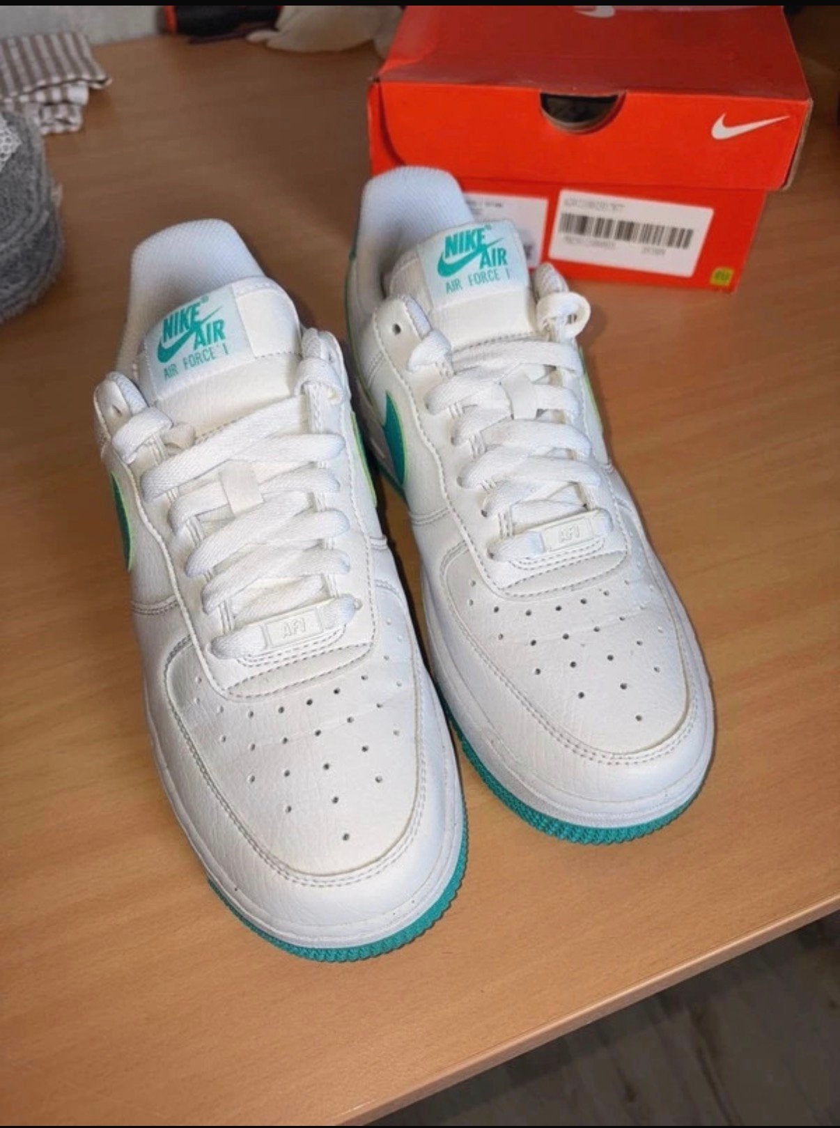 Nike Air Force 1, Wit, Ophalen of Verzenden, Sneakers of Gympen, Zo goed als nieuw