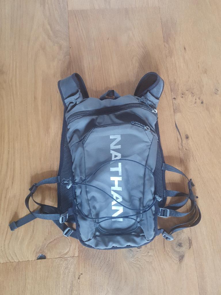 Nathan Quickstart hydratatie rugzak met 1.5L waterzak, Ophalen of Verzenden, Gebruikt
