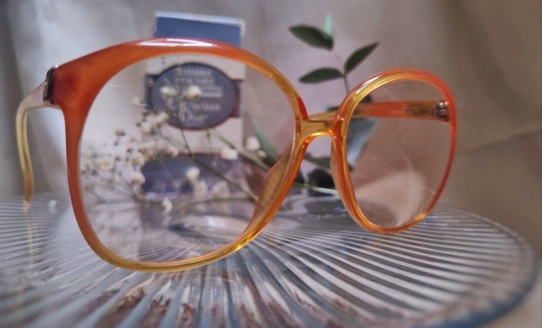 vintage Christian Dior bril, Sieraden, Tassen en Uiterlijk, Zonnebrillen en Brillen | Dames, Ophalen of Verzenden, Overige kleuren