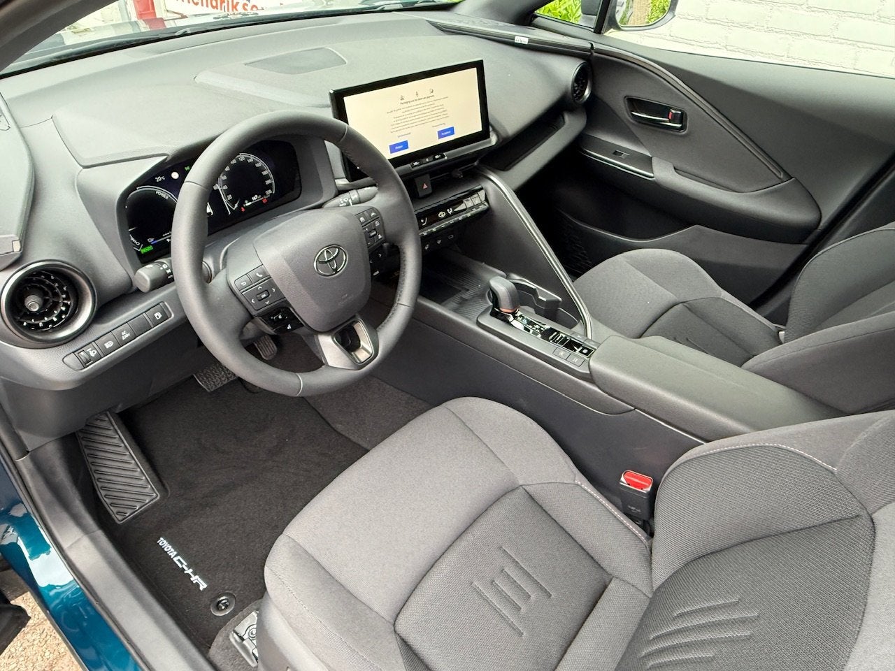 TOYOTA C-Hr 2.0 High Power PHEV 223pk CVT Dynamic/ Blauw met, Auto's, Toyota, Dealer onderhouden, Stof, 4 cilinders, Blauw