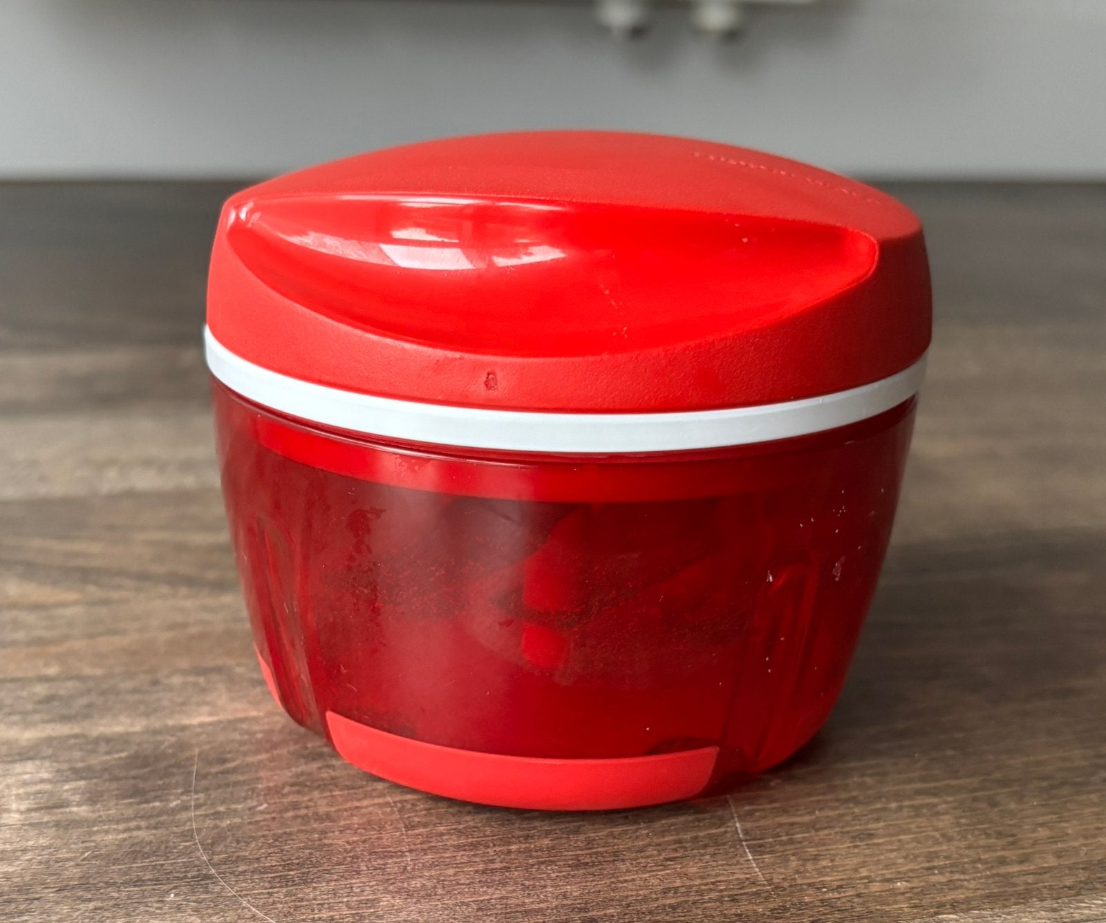 Tupperware Chopper small rood wit, Ophalen of Verzenden, Gebruikt, Rood, Overige typen
