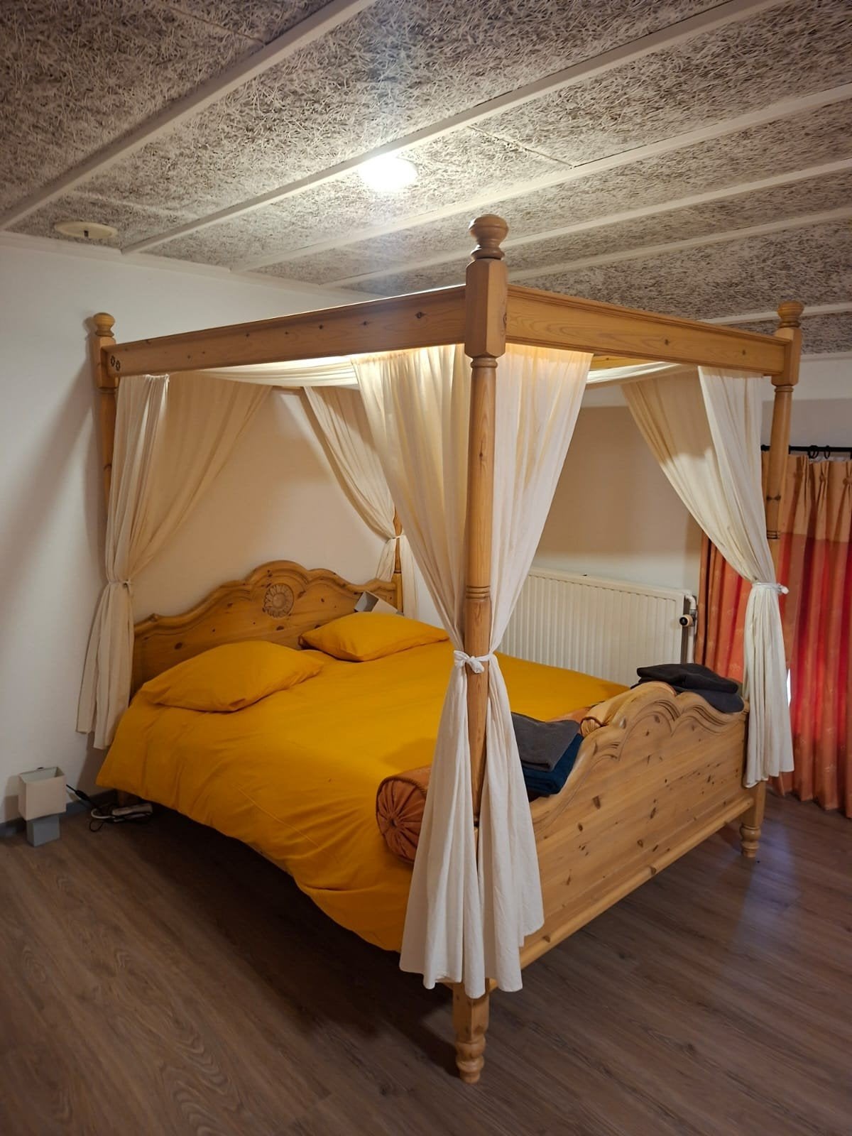 Complete slaapkamer hemelbed, nachtkastjes, kast, kaptafel, Ophalen, Tweepersoons, Zo goed als nieuw, 160 cm