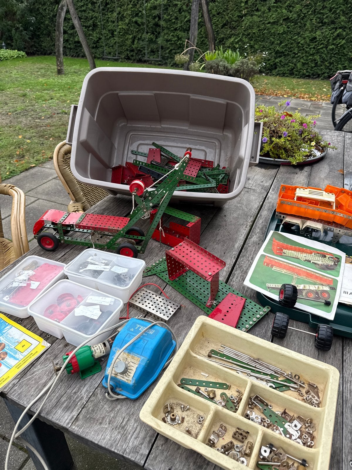 Grote partij Meccano met motor en diverse onderdelen, Ophalen, Gebruikt, Overige merken