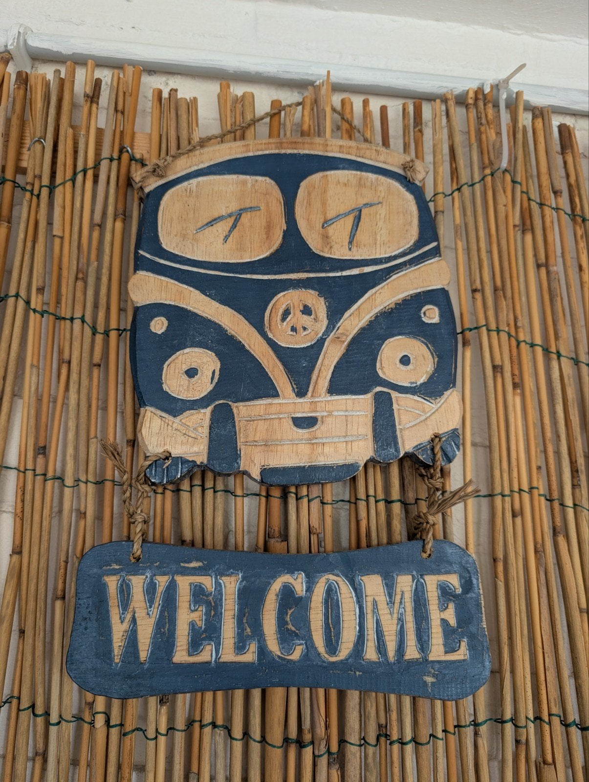 Houten 'Welcome' bord in VW busje stijl, Huis en Inrichting, Gebruikt, Blauw, Ophalen of Verzenden, Vintage