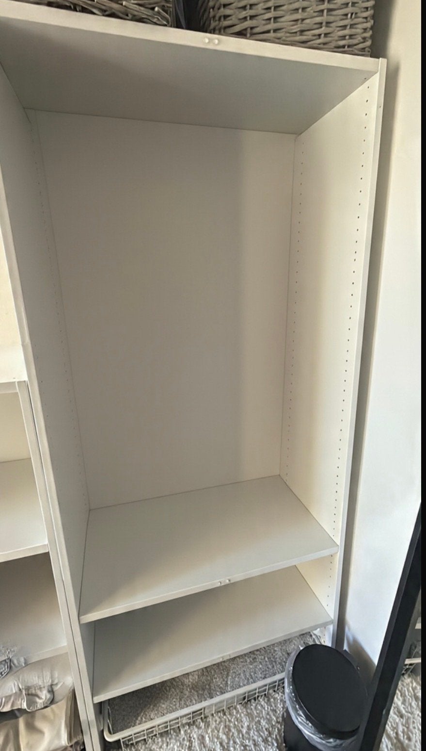 Witte kledingkast met hanggedeelte en planken, Ophalen, Met plank(en), Gebruikt, 200 cm of meer