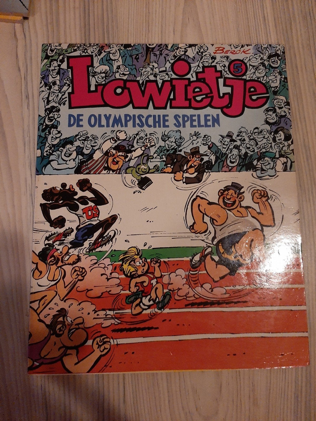 Lowietje 5: De Olympische Spelen - Stripboek, Eén stripboek, Ophalen of Verzenden, Gelezen, Berck