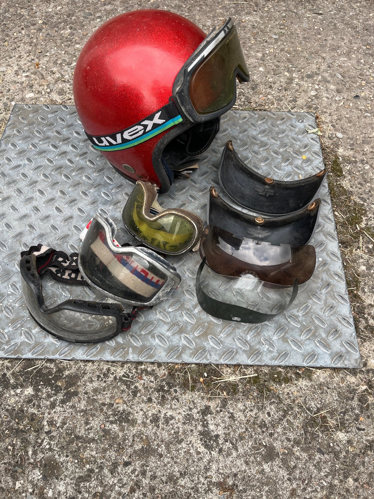 Vintage Uvex motorhelm met diverse goggles en kleppen, Motoren, Kleding | Motorhelmen, Heren, Jethelm, Tweedehands, Ophalen