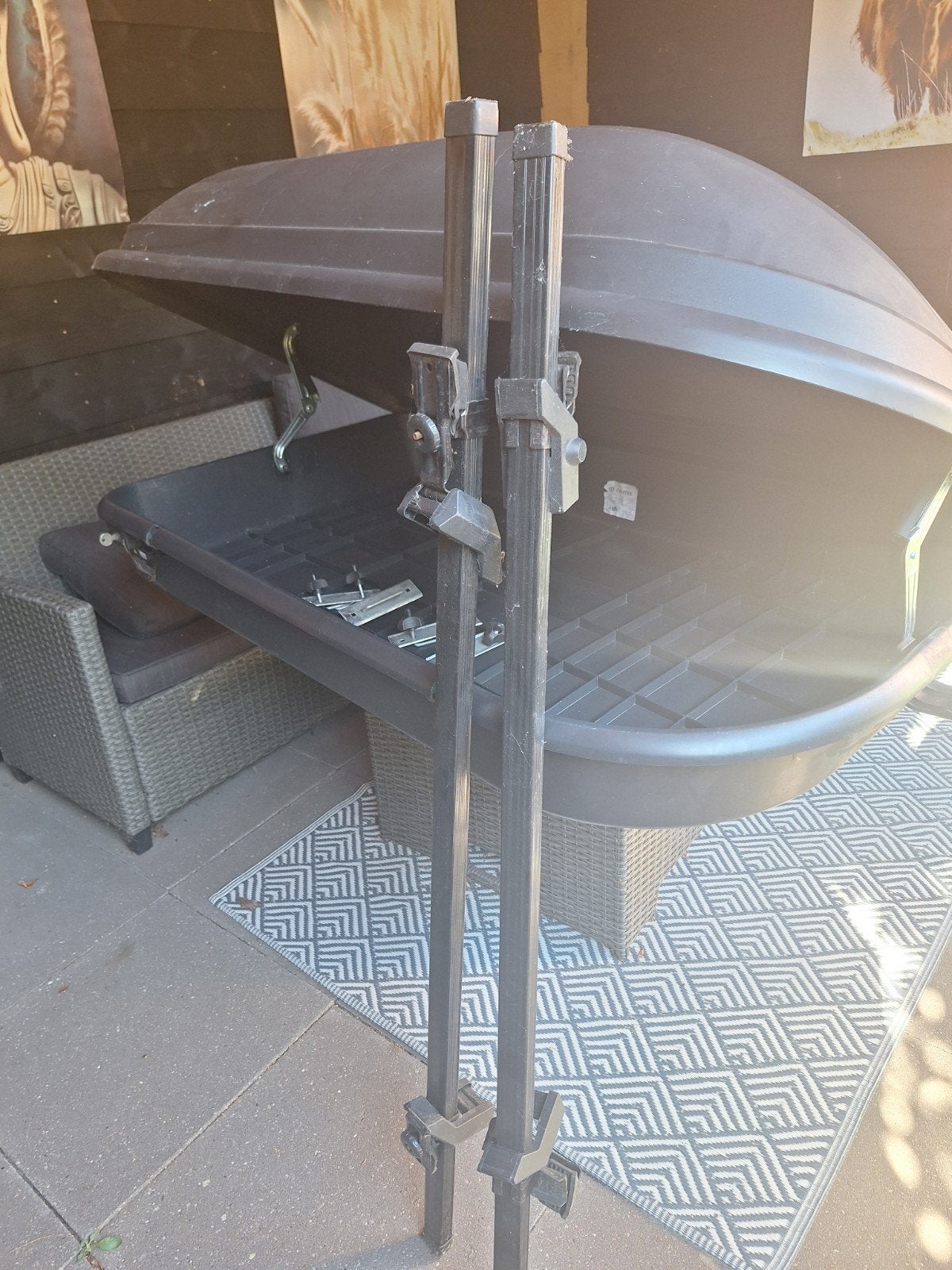 Camtek CK 320 Dakkoffer met 50 kg laadvermogen, Ophalen