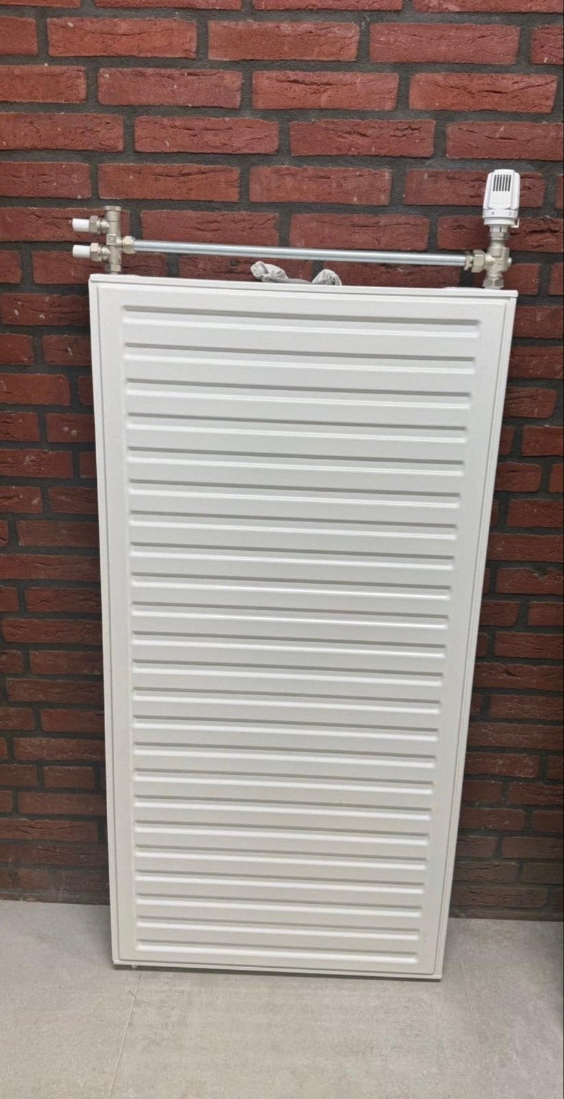 Radson Radiator 1200x600mm met lichte beschadiging, Ophalen, Gebruikt, Radiator, 60 tot 150 cm