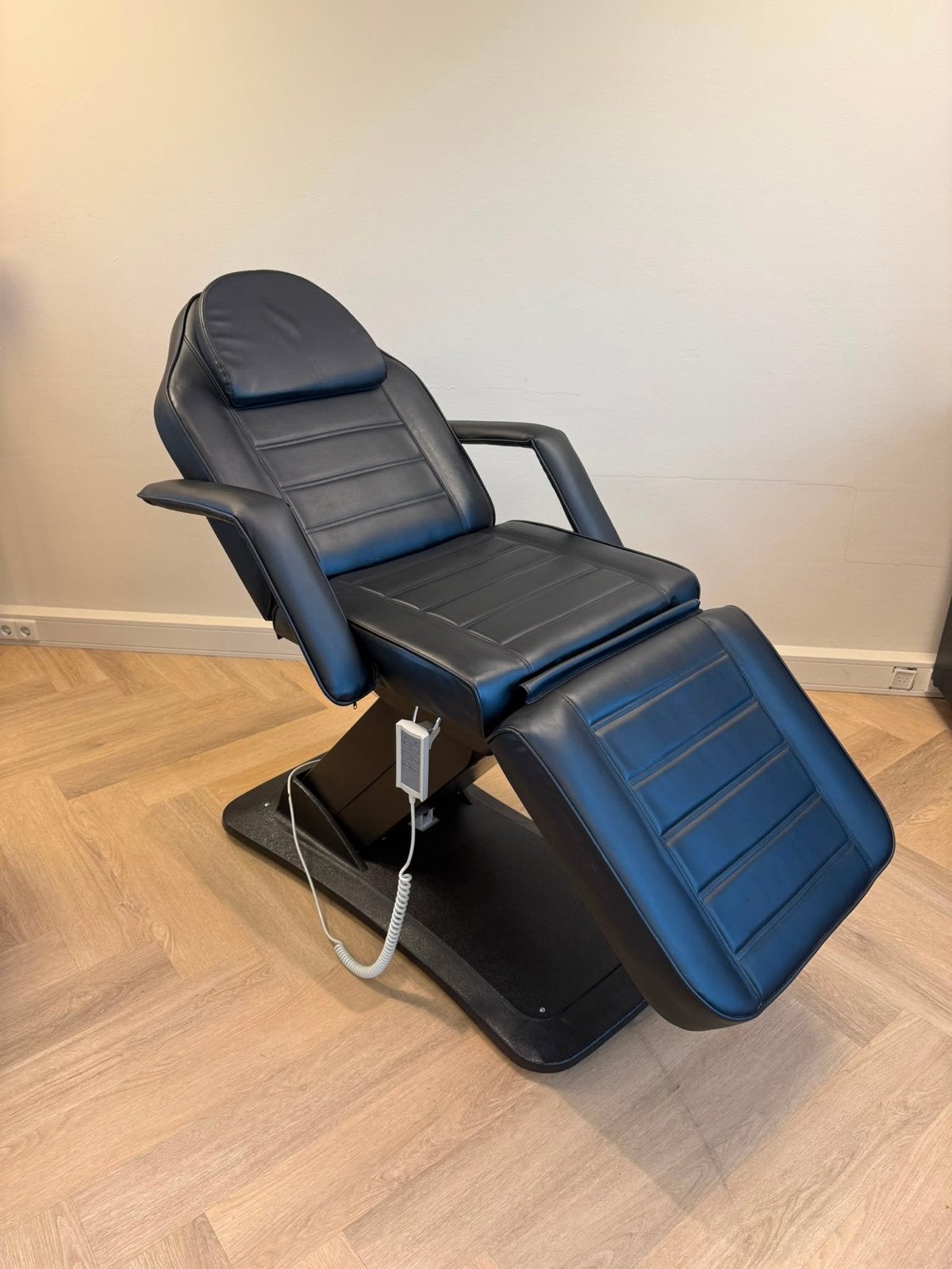 Elektrische behandelstoel/massagestoel, Ophalen of Verzenden, Gebruikt, Overige typen