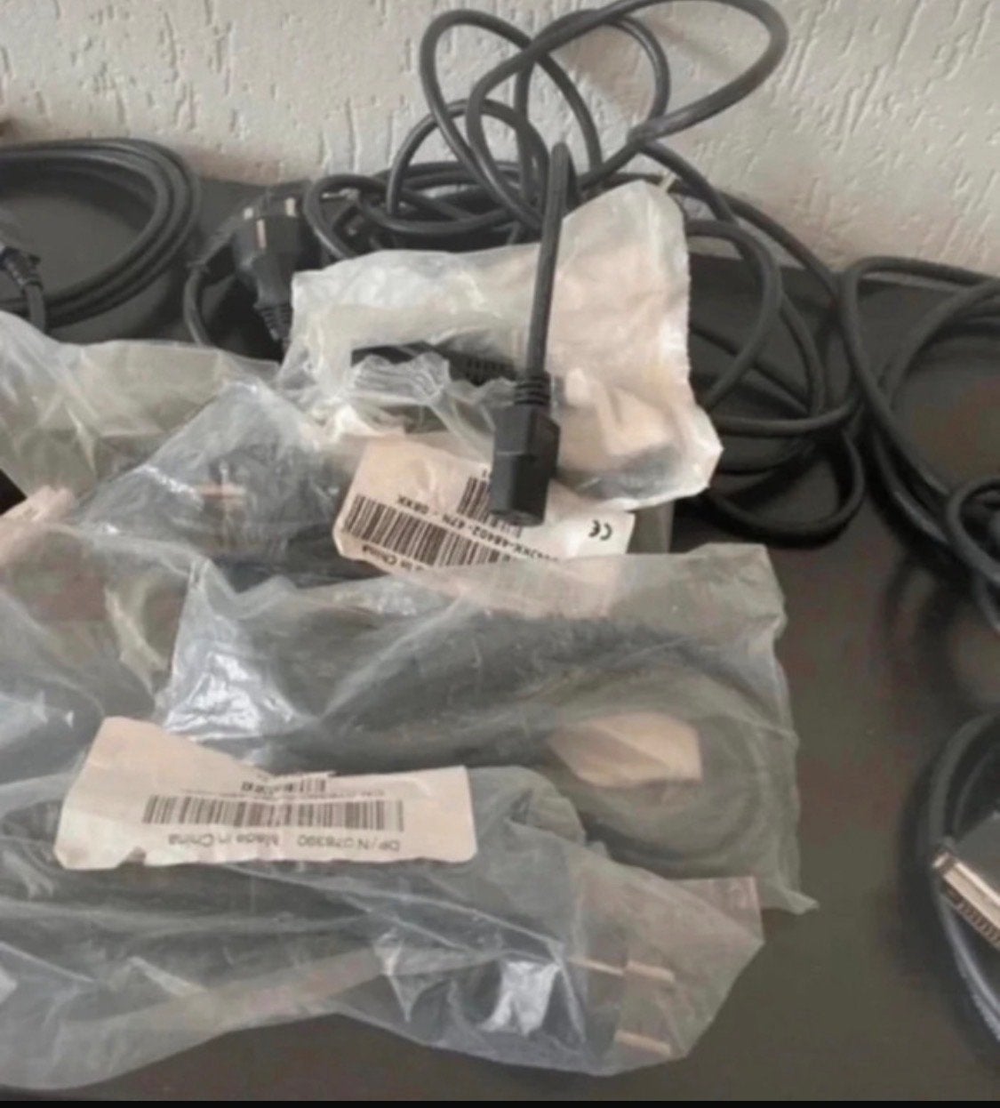 7x  Hdmi 7x  VgA 3x  DVI 5x, Ophalen of Verzenden, Zo goed als nieuw, 2 tot 5 meter, Overige kabels