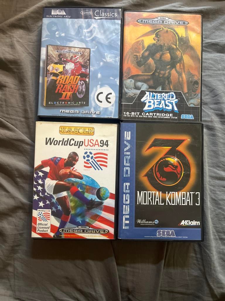 Sega Mega Drive Spellen: Road Rash II, Altered Beast, WorldC, Spelcomputers en Games, Games | Sega, Ophalen of Verzenden, Gebruikt