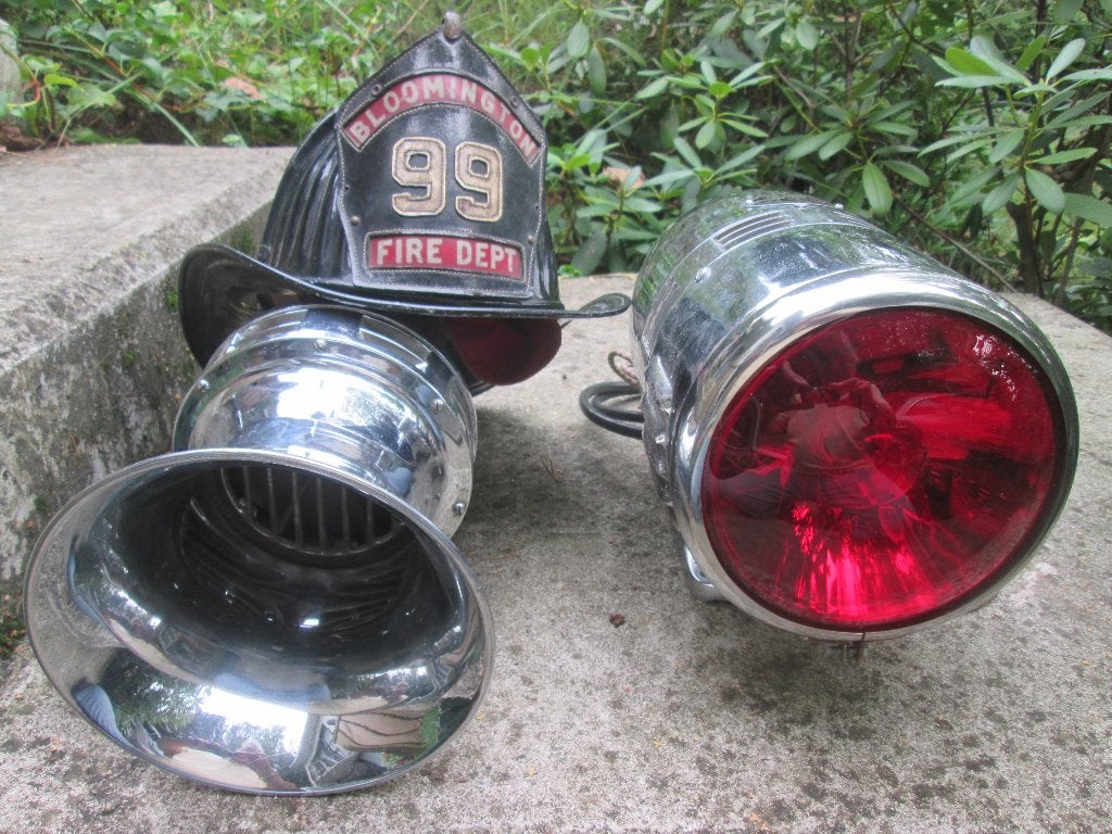 Amerikaanse sirene + zwaailamp brandweer politie jaren 50/60, Verzamelen, Ophalen of Verzenden, Landmacht, Nederland, Embleem of Badge