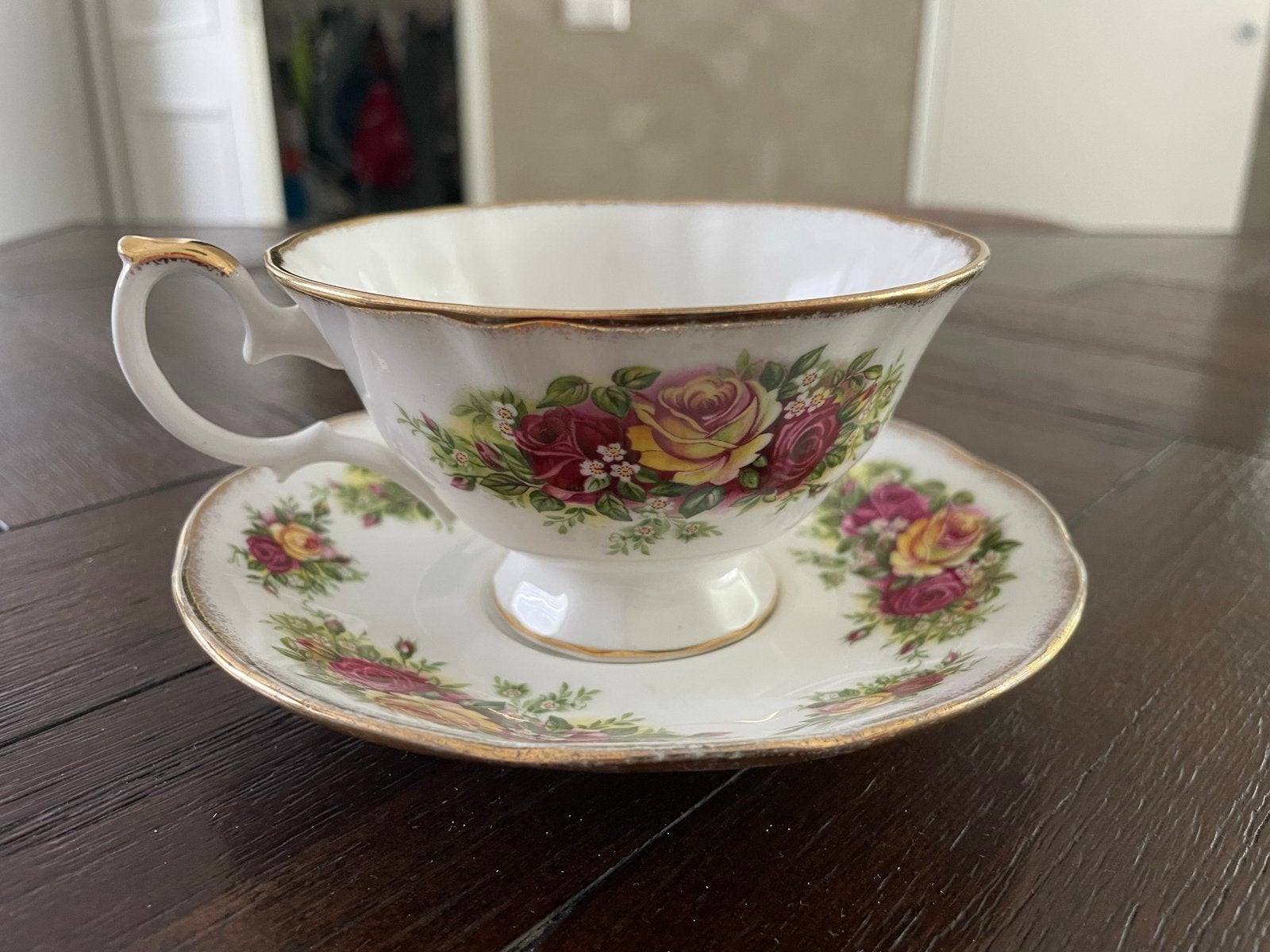 Elizabethan Staffordshire "English Garden" kop en schotel, Antiek en Kunst, Ophalen of Verzenden