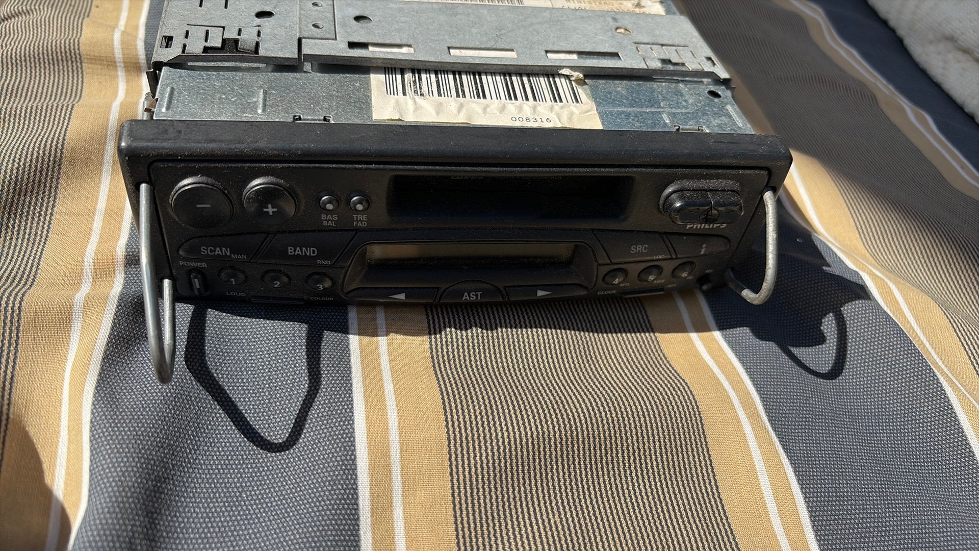 Philips autoradio/cassette speler rc468, Ophalen, Zo goed als nieuw