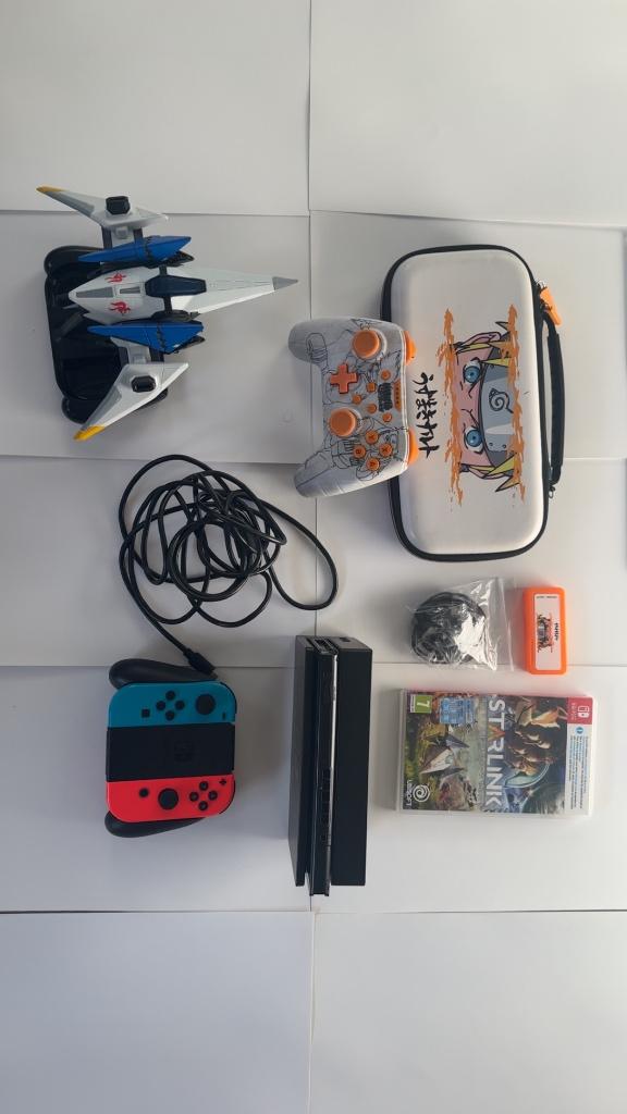 Nintendo Switch V2 +  accessories - zeer goede staat, Met games, Met 2 controllers, Zo goed als nieuw, Ophalen