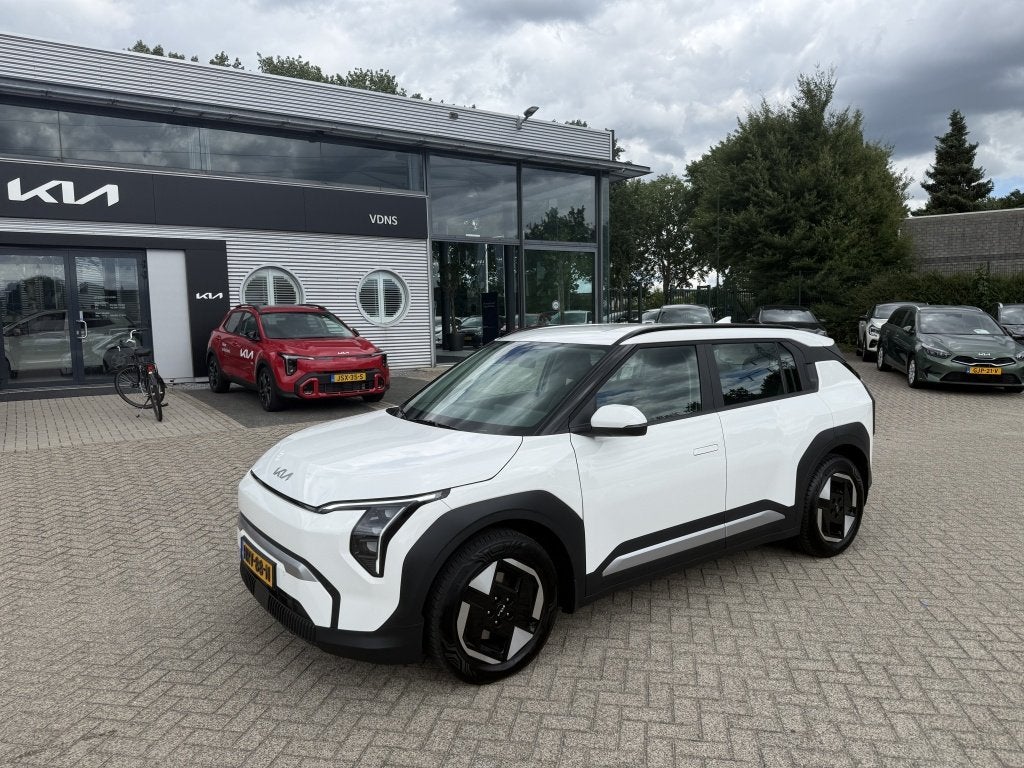 Kia EV3 Air 58.3 kWh Navi | Camera | Apple CarPlay, Automaat, EV3, Gebruikt, 1700 kg