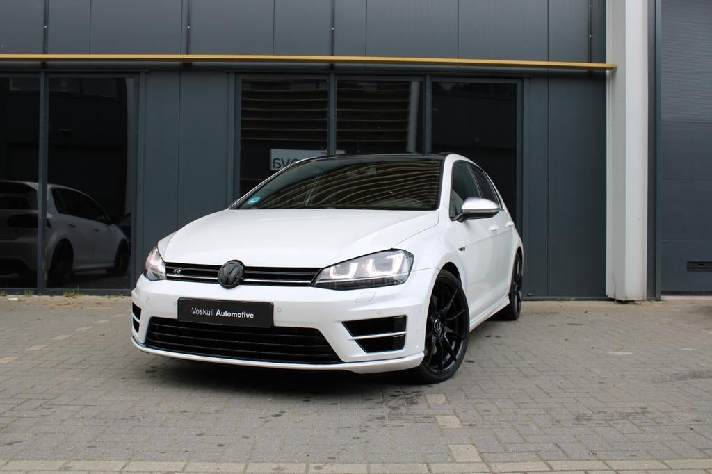 Volkswagen Golf 2.0 TSI R 221KW 5D 4MOTION DSG 2015 Wit, Automaat, Zwart, 4 cilinders, 1984 cc