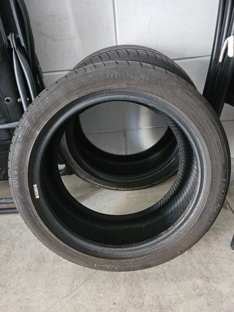 Vredestein banden, Auto-onderdelen, Banden en Velgen, 17 inch, Ophalen of Verzenden, Band(en), Zomerbanden