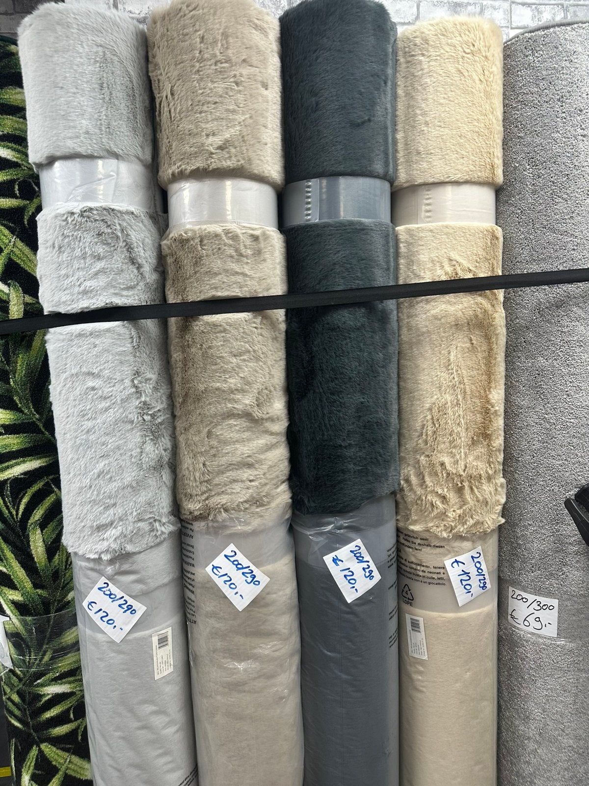Zacht fluffy  vanaf €25;, Ophalen of Verzenden, Zo goed als nieuw, Rechthoekig, 100 tot 150 cm