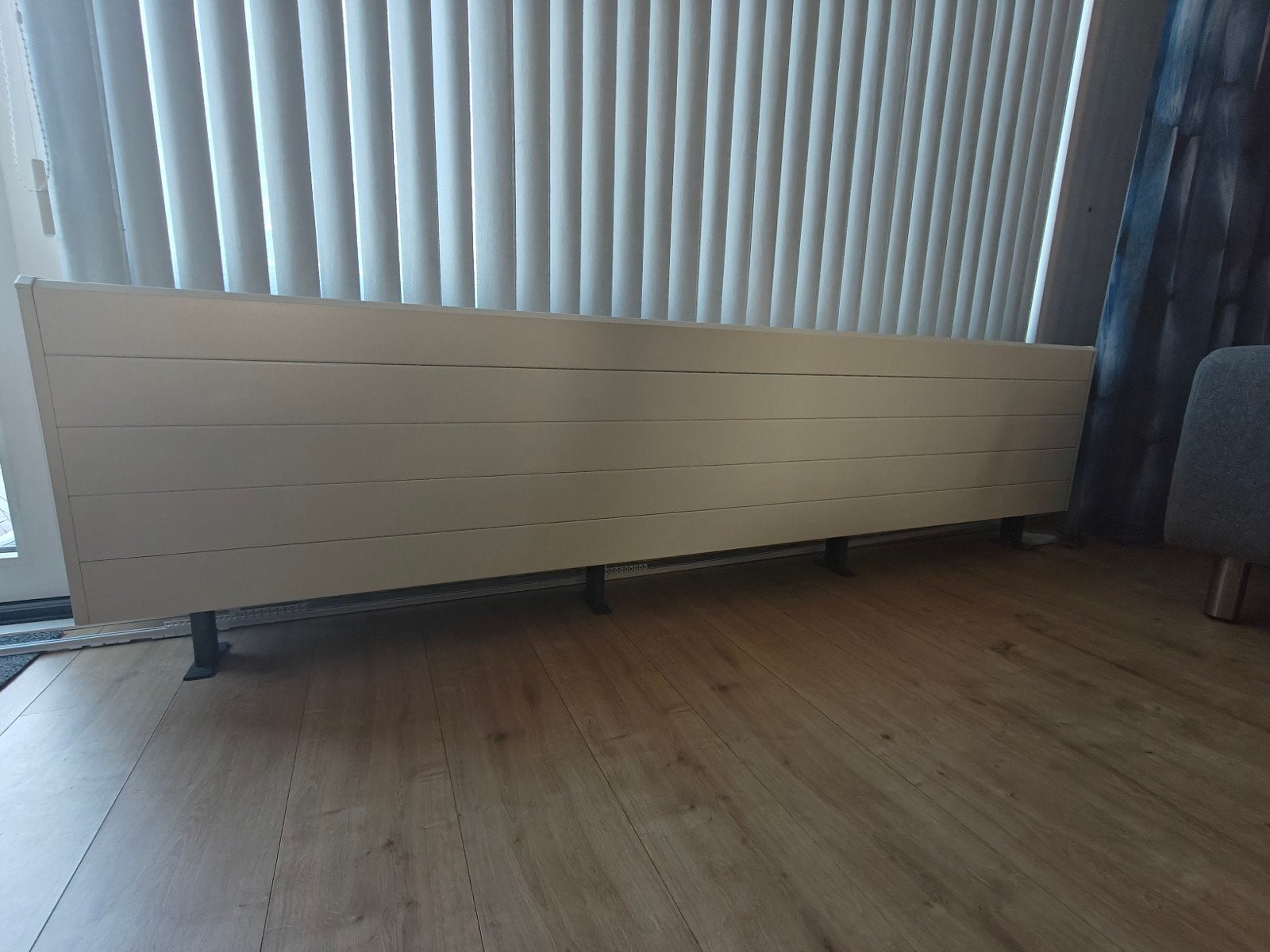 Jaga Tempo TWIN vrijstaande convector 5197W, 2.40m, Ophalen, 30 tot 80 cm, Hoog rendement (Hr), Radiator
