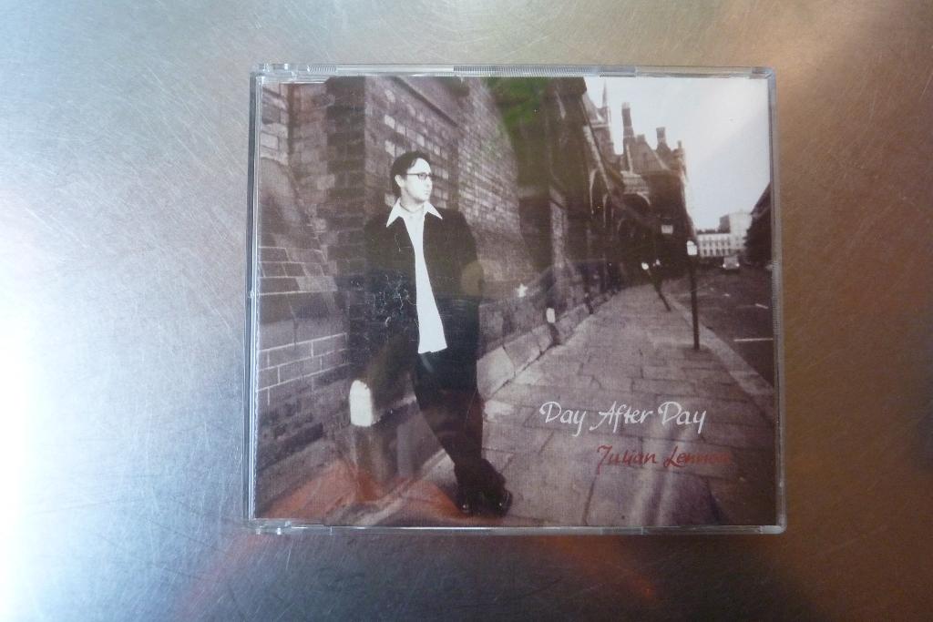 Julian Lennon - Day After Day, Cd's en Dvd's, Cd Singles, 1 single, Ophalen of Verzenden, Gebruikt, Pop
