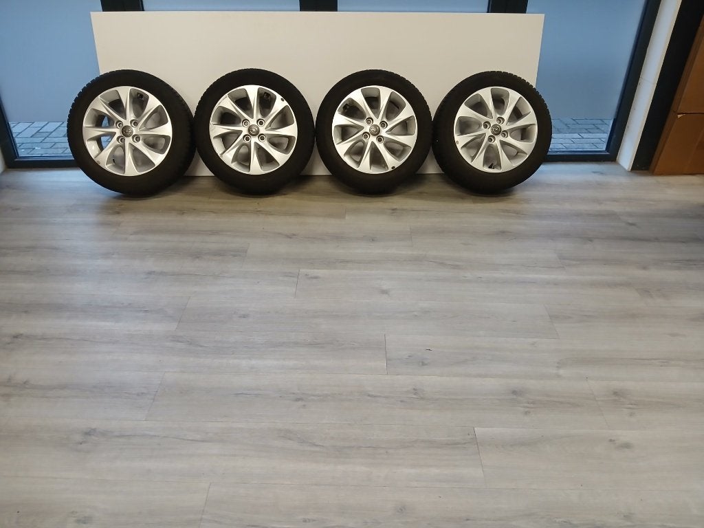 Winter Wielenset Opel Karl 2015-2026 15INCH lichtmetaal!!, Ophalen, 16 inch, 185 mm, Band(en)