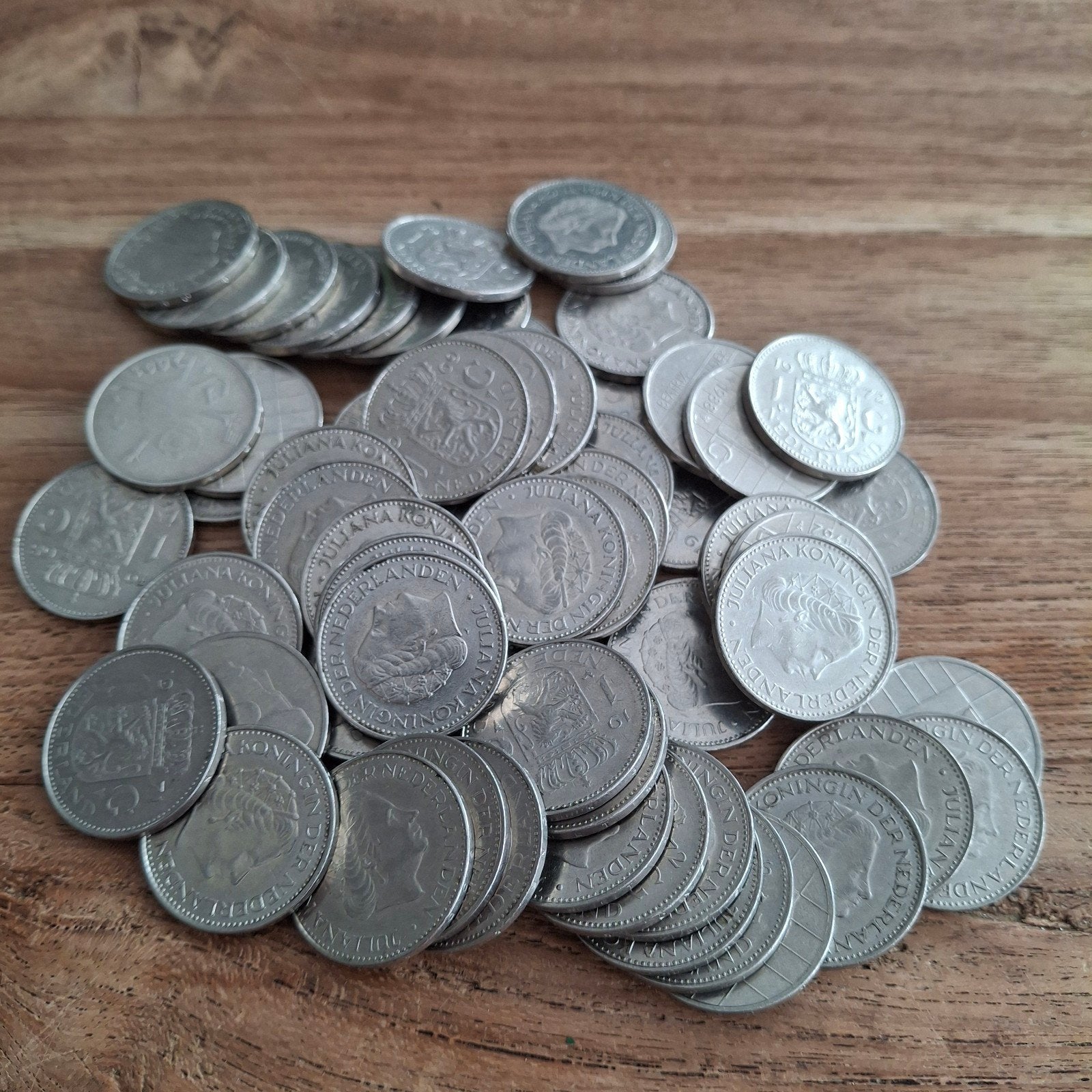 62 oude guldens van nikkel, diverse jaren, Ophalen of Verzenden, Koningin Juliana, 1 gulden, Setje