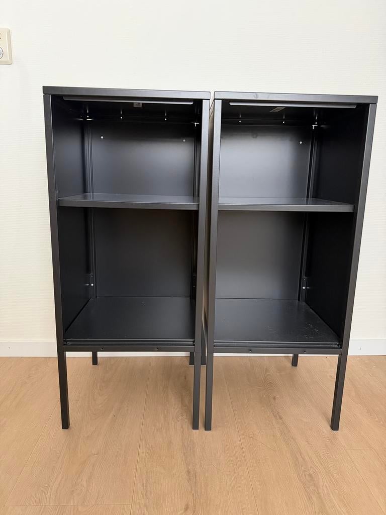 Nachtkastjes (2 stuks), Ophalen, Zo goed als nieuw, Minder dan 45 cm