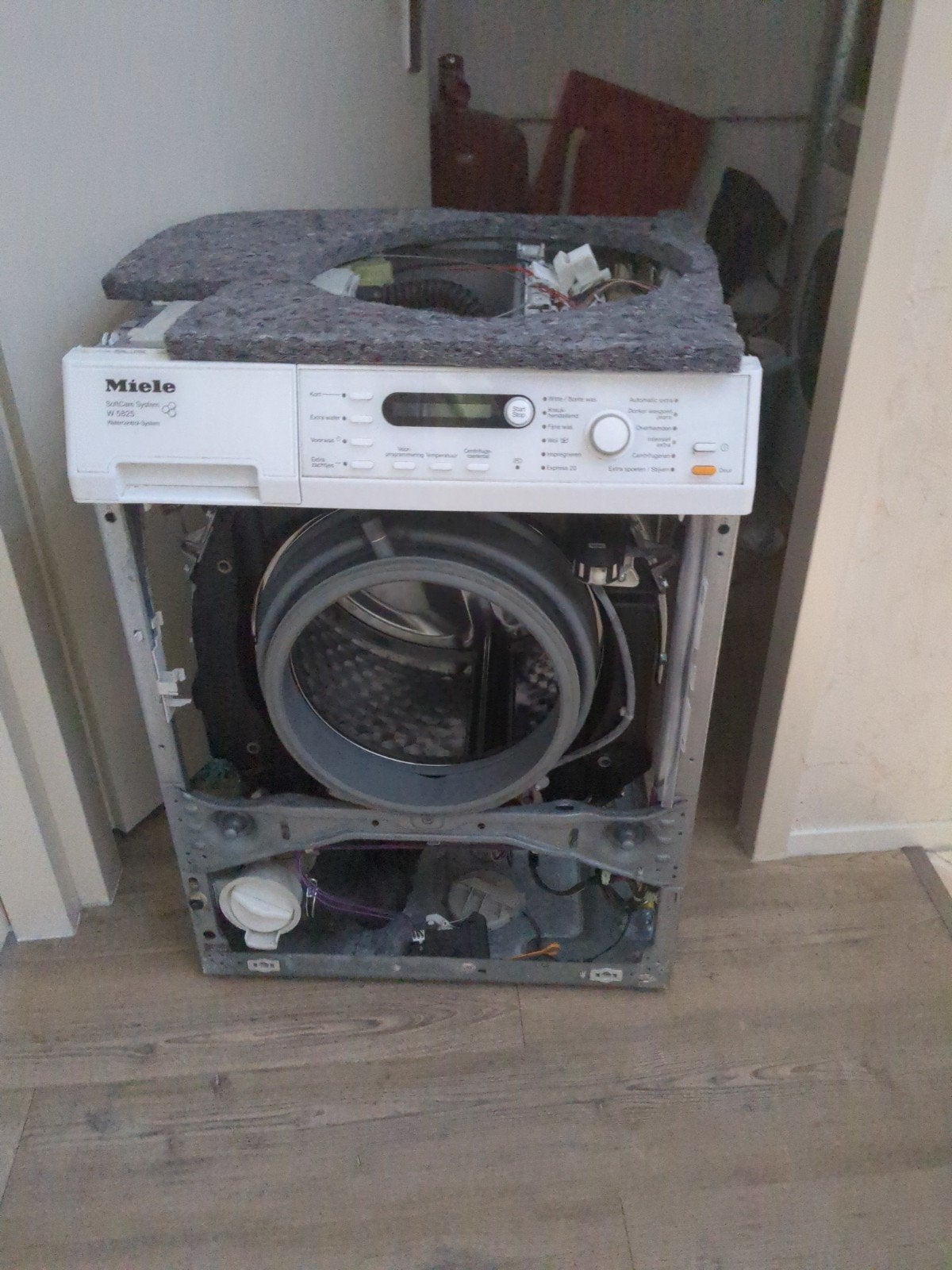 Miele afhalen GRATIS 1 e vrdieping, Ophalen, Niet werkend, 85 tot 90 cm