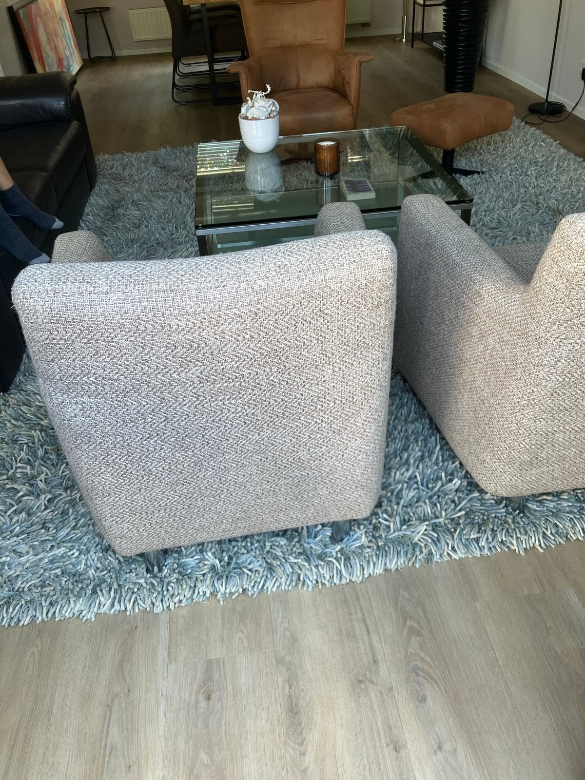 Comfortabele licht gemèleerde fauteuls, Ophalen, 75 tot 100 cm, Zo goed als nieuw, Stof