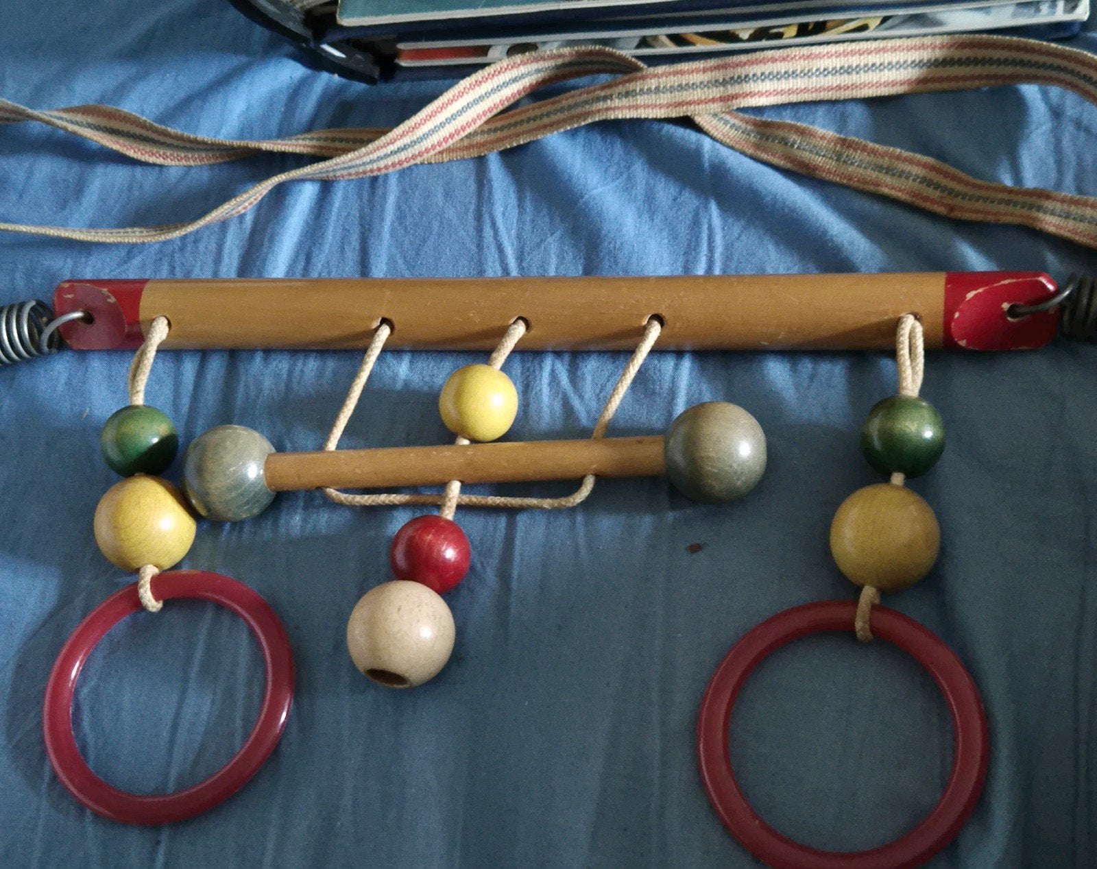 Vintage kinderwagen speelgoed - Houten kralen en ringen, Ophalen of Verzenden, Gebruikt, Overige typen