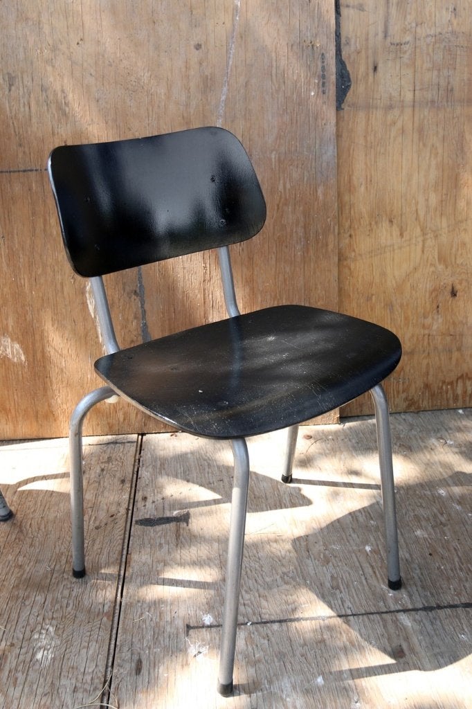 Retro vintage schoolstoelen, diverse soorten door elkaar, Ophalen, Gebruikt, Bruin, Vijf, Zes of meer stoelen