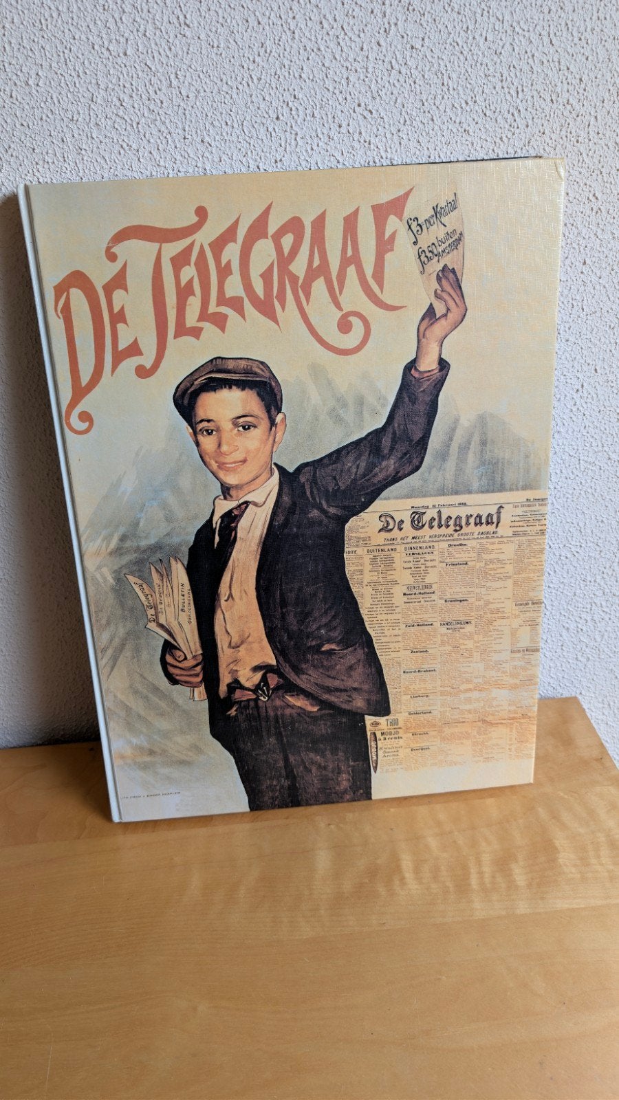 100 Jaar De Telegraaf - Jubileumboek, Ophalen of Verzenden, Zo goed als nieuw, Krant