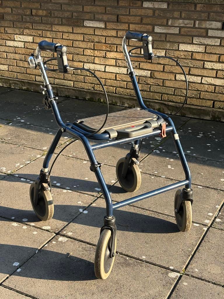 Rollator - met mandje, Ophalen