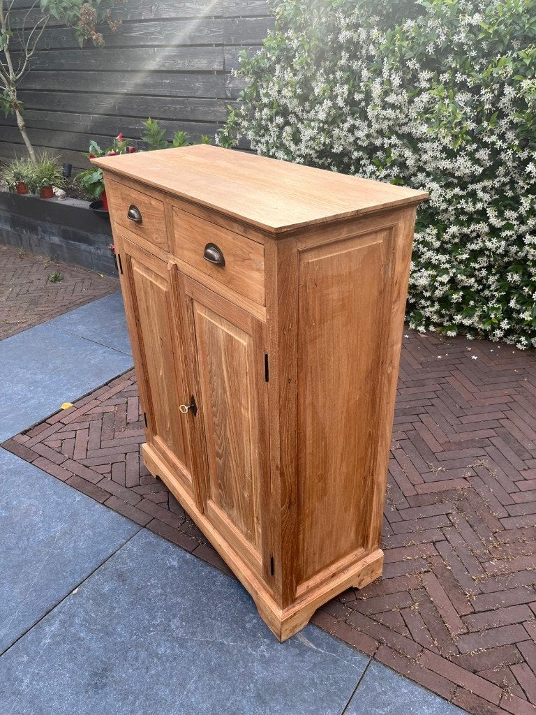 massief teakhouten halkastje/dressoirkastje, Ophalen