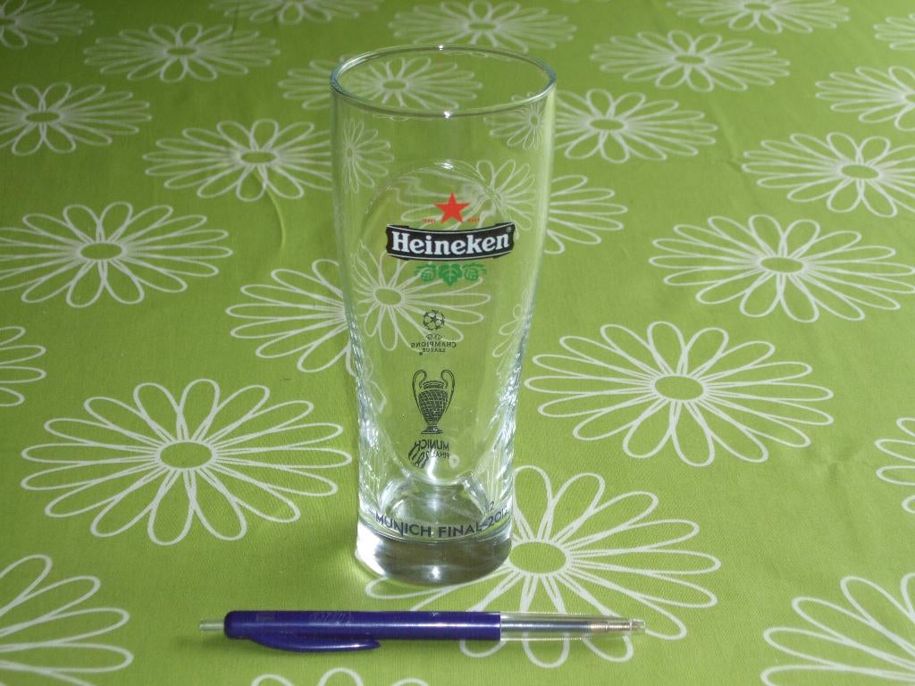 Heineken glas Champions League Munich Final 2012, Ophalen of Verzenden, Zo goed als nieuw, Glas of Glazen, Heineken