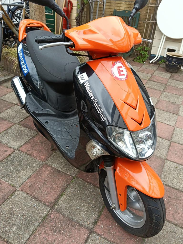 Mooie Kymco twee takt scooter, Ophalen of Verzenden, Benzine, Agility