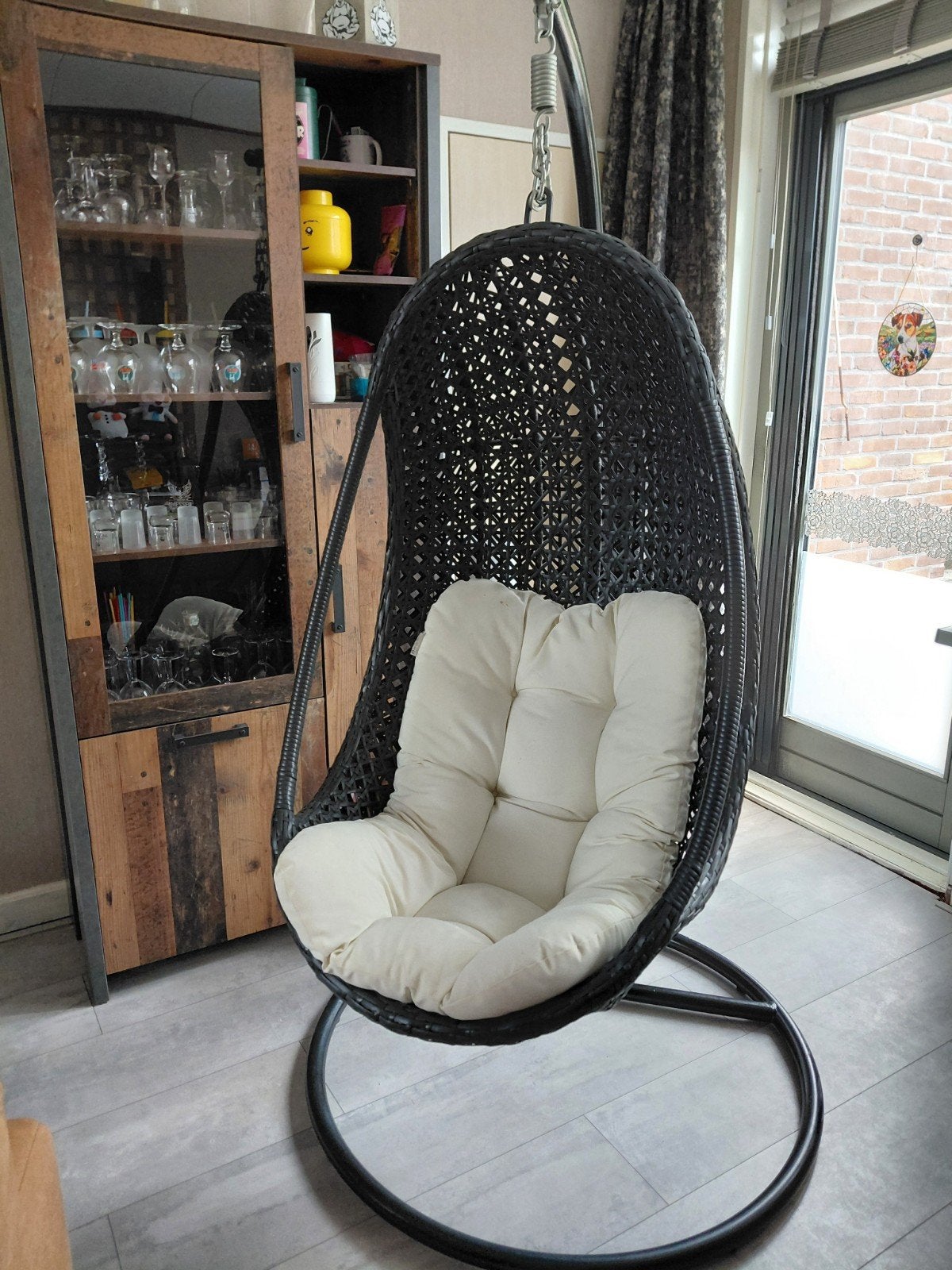 Hangstoel met standaard en kussen - Zo goed als nieuw, Ophalen, Modern, Bohemian, Zwart, Zo goed als nieuw